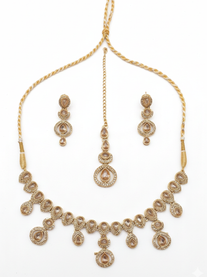Kundan Necklace Set with Tikka & Earrings – Traditional Pakistani Bridal Jewellery