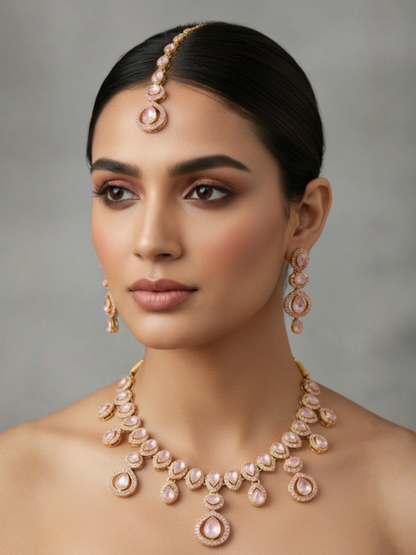 Kundan Necklace Set with Tikka & Earrings – Traditional Pakistani Bridal Jewellery