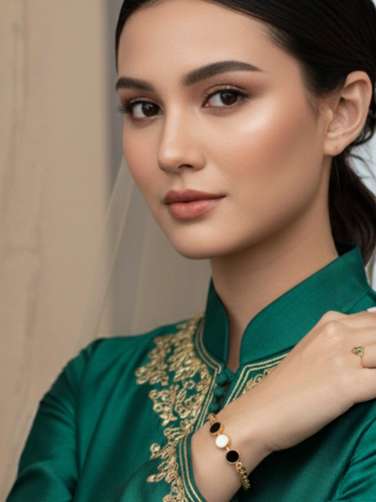 Monochrome Trio Gold Chain Bracelet